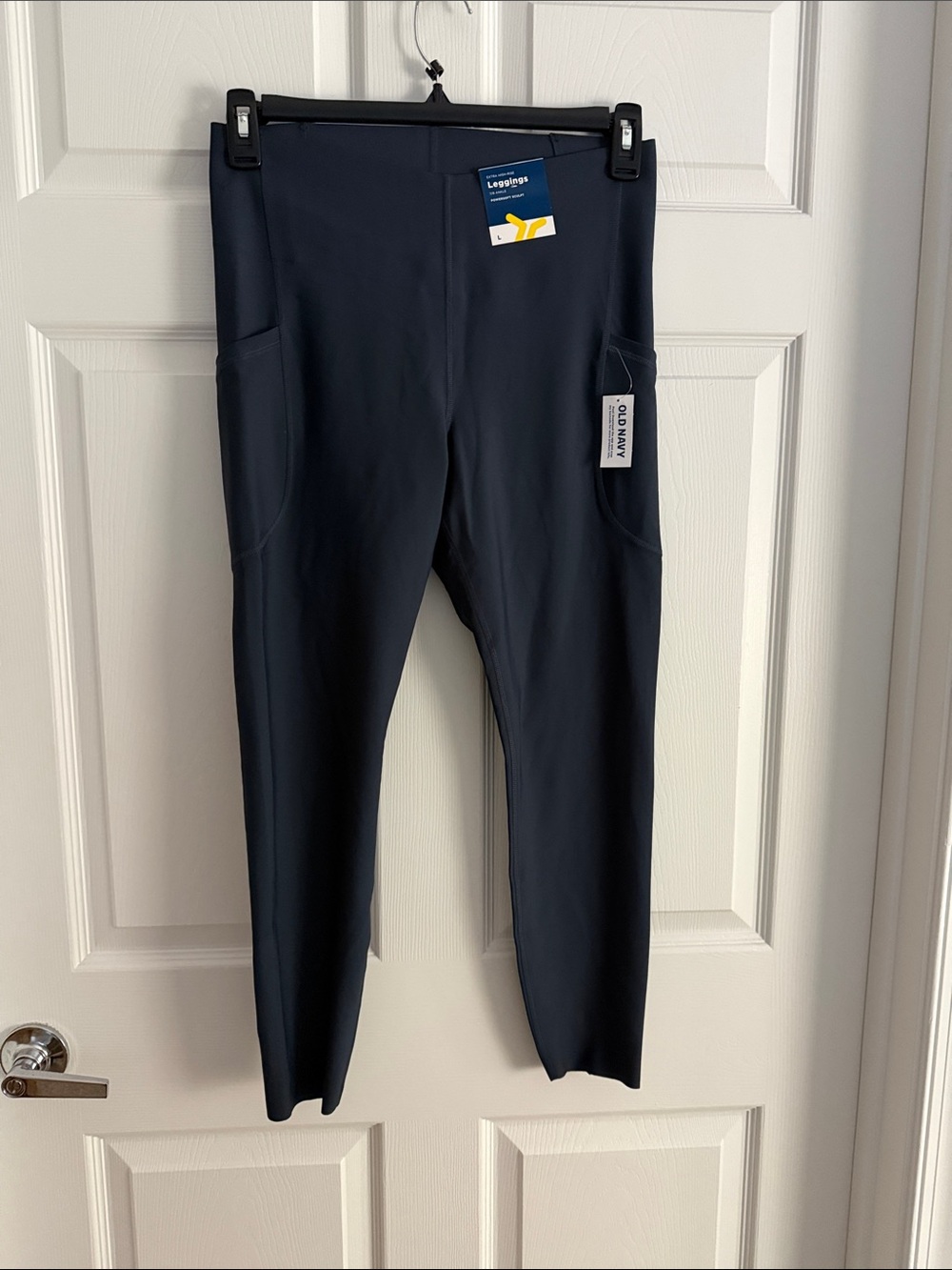Old navy blue workout set leggings and bra